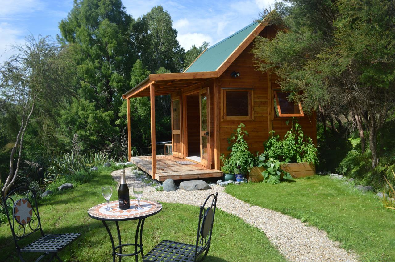 Sunrise Cabin At First Light Rangihaeata Retreat Takaka Buitenkant foto